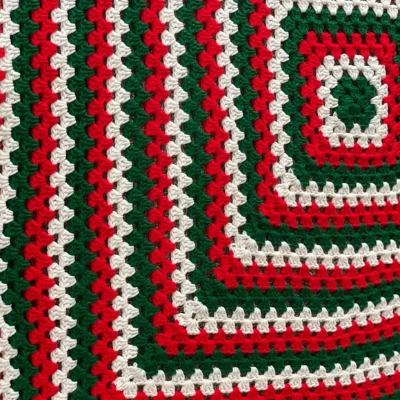 Gorgeous Vintage Granny Square Crocheted Christmas Throw Blanket 53” by 53” - Picture 4 of 4